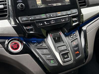 2018 Honda Odyssey Elite   - Photo 27 - Greensboro, NC 27407