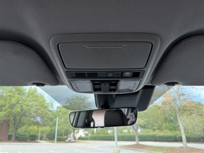 2018 Honda Odyssey Elite   - Photo 17 - Greensboro, NC 27407