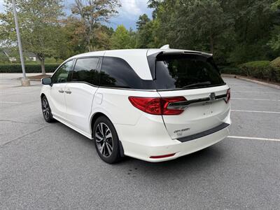 2018 Honda Odyssey Elite   - Photo 3 - Greensboro, NC 27407