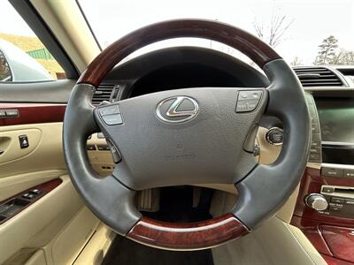 2012 Lexus LS 460   - Photo 17 - Greensboro, NC 27407