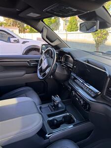 2023 Chevrolet Silverado 1500 ZR2   - Photo 11 - Provo, UT 84601