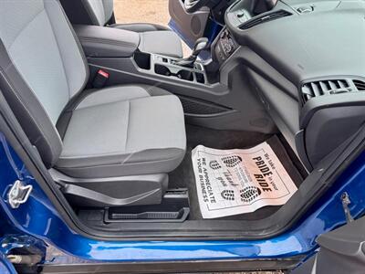 2019 Ford Escape SE   - Photo 18 - Saint Cloud, MN 56304