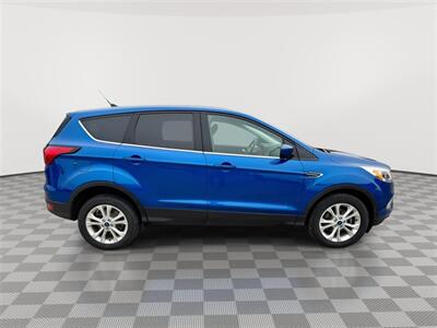 2019 Ford Escape SE   - Photo 6 - Saint Cloud, MN 56304