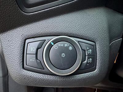 2019 Ford Escape SE   - Photo 22 - Saint Cloud, MN 56304