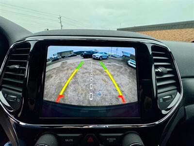 2020 Jeep Grand Cherokee Altitude   - Photo 20 - Saint Cloud, MN 56304