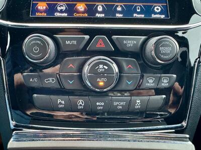 2020 Jeep Grand Cherokee Altitude   - Photo 14 - Saint Cloud, MN 56304