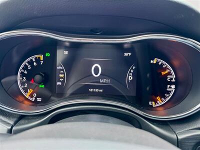 2020 Jeep Grand Cherokee Altitude   - Photo 12 - Saint Cloud, MN 56304