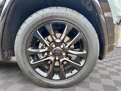 2020 Jeep Grand Cherokee Altitude   - Photo 37 - Saint Cloud, MN 56304