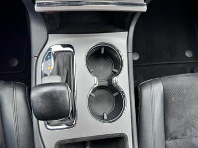 2020 Jeep Grand Cherokee Altitude   - Photo 15 - Saint Cloud, MN 56304