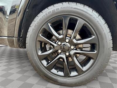2020 Jeep Grand Cherokee Altitude   - Photo 35 - Saint Cloud, MN 56304