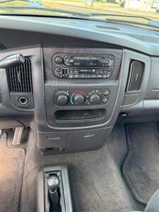 2004 Dodge Ram 1500 SLT 4dr Quad Cab SLT   - Photo 12 - Saint Cloud, MN 56304
