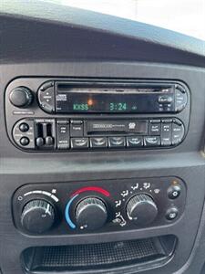 2004 Dodge Ram 1500 SLT 4dr Quad Cab SLT   - Photo 11 - Saint Cloud, MN 56304