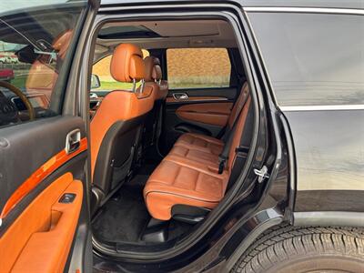 2013 Jeep Grand Cherokee Overland   - Photo 13 - Saint Cloud, MN 56304