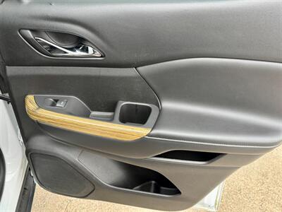 2017 GMC Acadia Denali   - Photo 40 - Saint Cloud, MN 56304