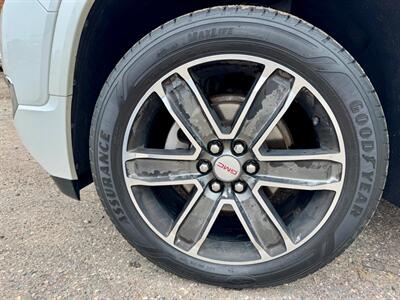 2017 GMC Acadia Denali   - Photo 47 - Saint Cloud, MN 56304