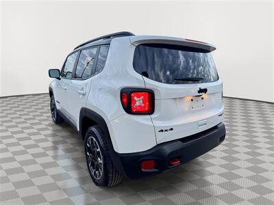 2023 Jeep Renegade Trailhawk   - Photo 4 - Saint Cloud, MN 56304
