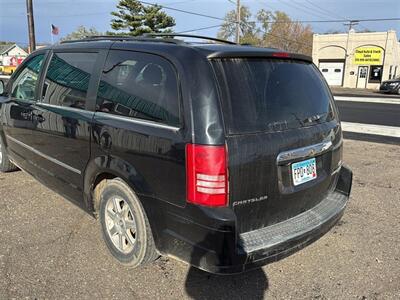 2010 Chrysler Town and Country Touring - Photo 3 - Saint Cloud, MN 56304