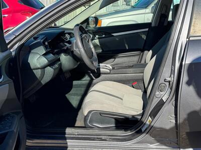 2018 Honda Civic LX   - Photo 9 - Saint Cloud, MN 56304