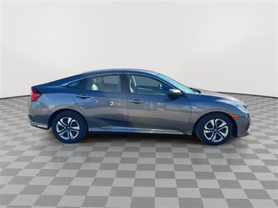 2018 Honda Civic LX   - Photo 6 - Saint Cloud, MN 56304