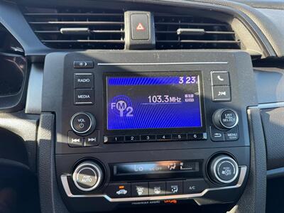 2018 Honda Civic LX   - Photo 14 - Saint Cloud, MN 56304