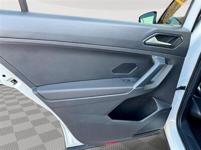 2018 Volkswagen Tiguan 2.0T SE 4Motion   - Photo 22 - Saint Cloud, MN 56304