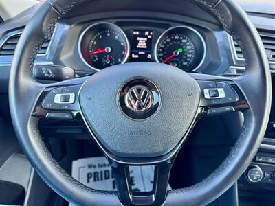 2018 Volkswagen Tiguan 2.0T SE 4Motion   - Photo 15 - Saint Cloud, MN 56304