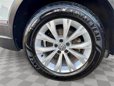 2018 Volkswagen Tiguan 2.0T SE 4Motion   - Photo 34 - Saint Cloud, MN 56304