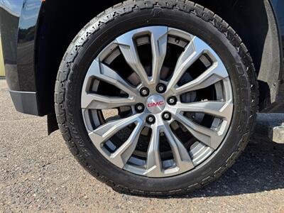 2021 GMC Yukon Denali   - Photo 22 - Saint Cloud, MN 56304