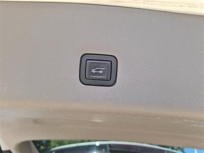 2018 Chevrolet Traverse LT Cloth   - Photo 8 - Anderson, SC 29625