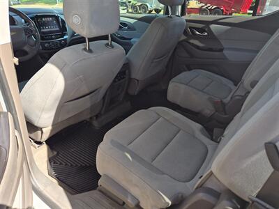 2018 Chevrolet Traverse LT Cloth   - Photo 6 - Anderson, SC 29625