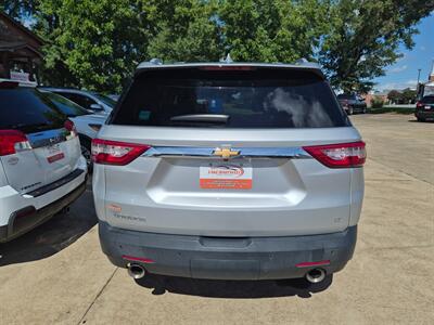 2018 Chevrolet Traverse LT Cloth   - Photo 2 - Anderson, SC 29625