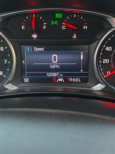 2020 Chevrolet Equinox LT   - Photo 9 - Anderson, SC 29625