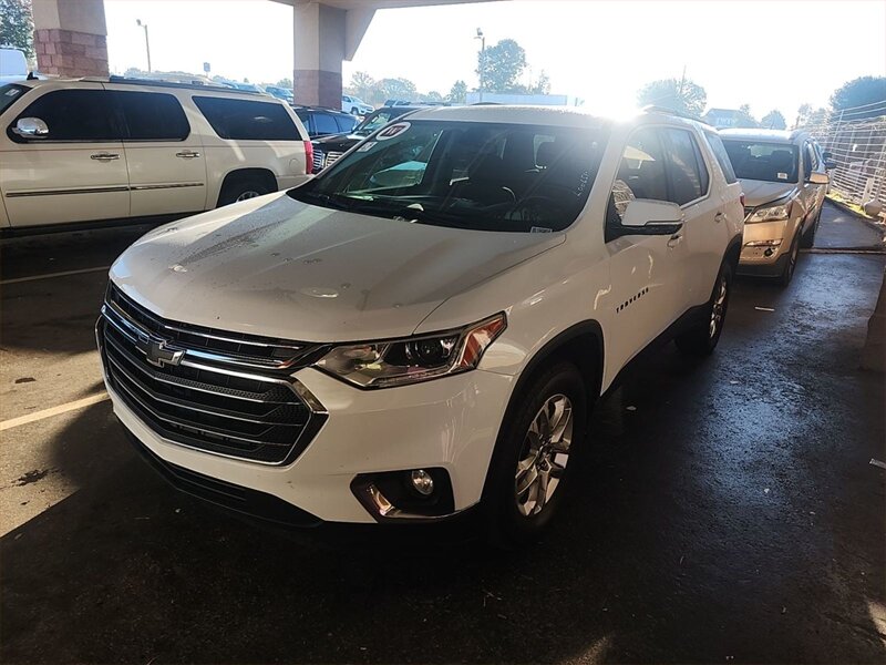 2020 Chevrolet Traverse LT Cloth - Photo 1 - Anderson, SC 29625