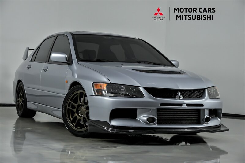 2006 Mitsubishi Lancer Evolution Plata (Apex Silver) Sedán Tracción en las cuatro ruedas 5 velocidades Manual