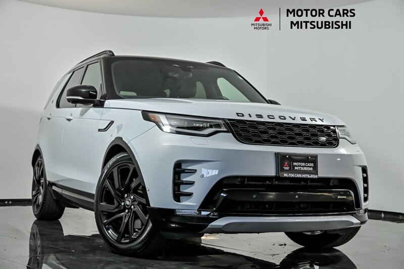 Fuji White 2023 Land Rover Discovery SUV / Crossover All-Wheel Drive Automatic
