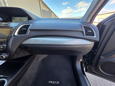 2017 Acura RDX w/Tech   - Photo 24 - Westport, MA 02790