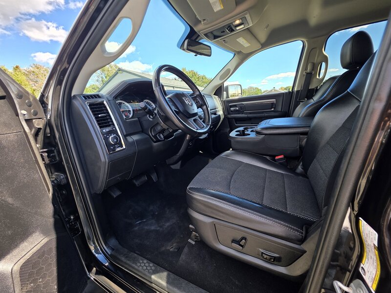 2018 RAM 2500 Big Horn - Photo 17 - Westport, MA 02790