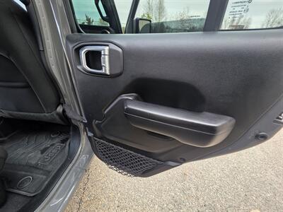 2020 Jeep Gladiator Sport S - Photo 31 - Westport, MA 02790