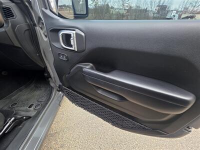 2020 Jeep Gladiator Sport S - Photo 32 - Westport, MA 02790