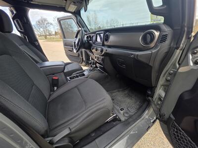2020 Jeep Gladiator Sport S - Photo 17 - Westport, MA 02790