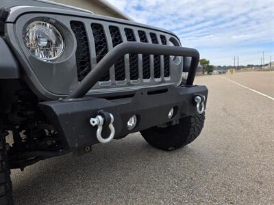 2020 Jeep Gladiator Sport S - Photo 12 - Westport, MA 02790