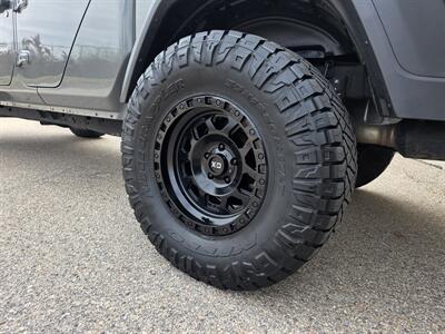 2020 Jeep Gladiator Sport S - Photo 9 - Westport, MA 02790