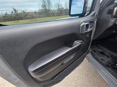 2020 Jeep Gladiator Sport S - Photo 28 - Westport, MA 02790