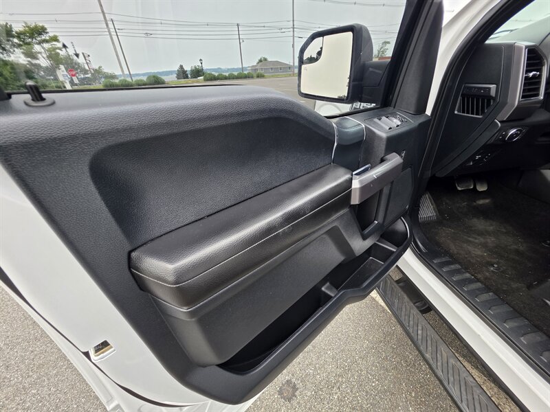 2019 Ford F-150 XLT - Photo 27 - Westport, MA 02790