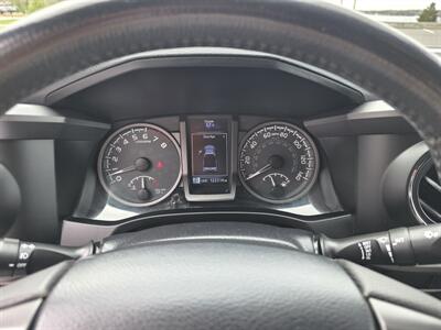 2017 Toyota Tacoma TRD Sport   - Photo 19 - Westport, MA 02790