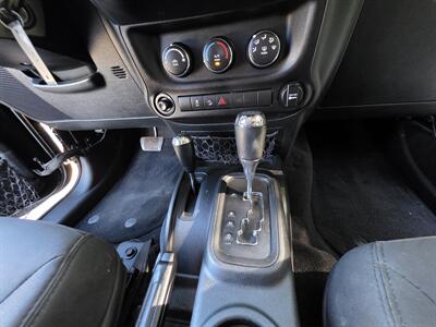 2017 Jeep Wrangler Unlimited Sport   - Photo 25 - Westport, MA 02790