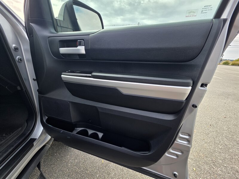 2014 Toyota Tundra SR5 - Photo 26 - Westport, MA 02790