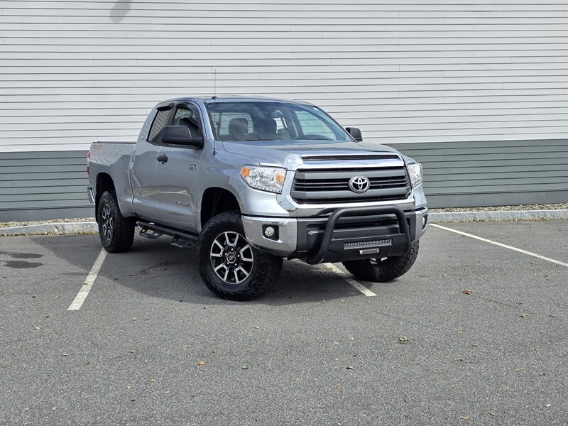 2014 Toyota Tundra SR5 - Photo 3 - Westport, MA 02790