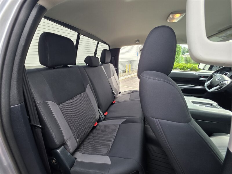 2014 Toyota Tundra SR5 - Photo 12 - Westport, MA 02790