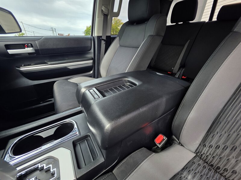 2014 Toyota Tundra SR5 - Photo 22 - Westport, MA 02790